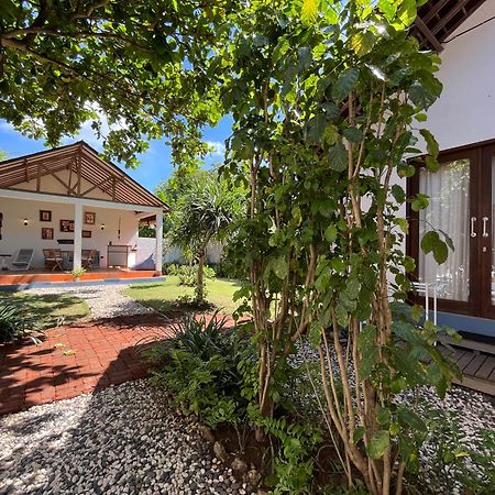 Living Room Lembongan Нуса-Лембонган Екстер'єр фото